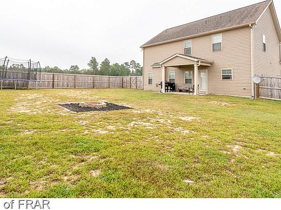 4th image of 701 Stonebriar Ave