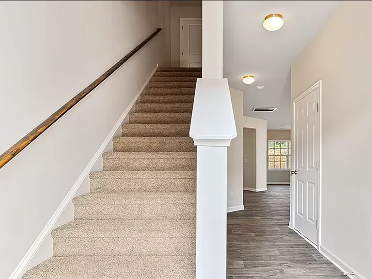 3813 Buckskin Way — Photo 2