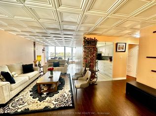 3 Rowntree Rd #510, Toronto, ON M9V5G8