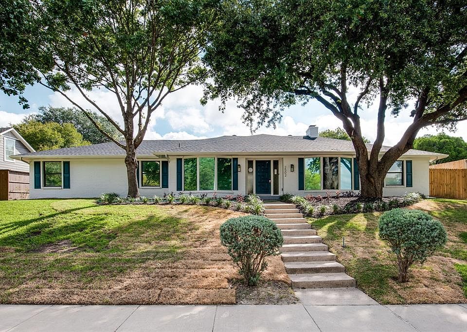 1st image of 2502 Custer Pkwy