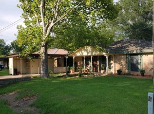 1295 S Gustan St, Sour Lake, TX 77659
