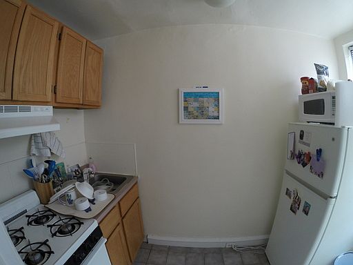 5th image of 4417 Pine St APT 402