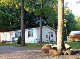 26 Bayshore Rd, Hadley, NY 12835