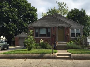 20 Badger Rd, Providence, RI 02908