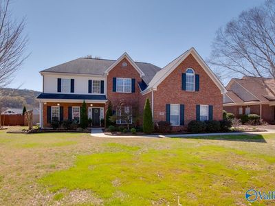 2812 Winterberry Way SE, Owens Cross Roads, AL, 35763