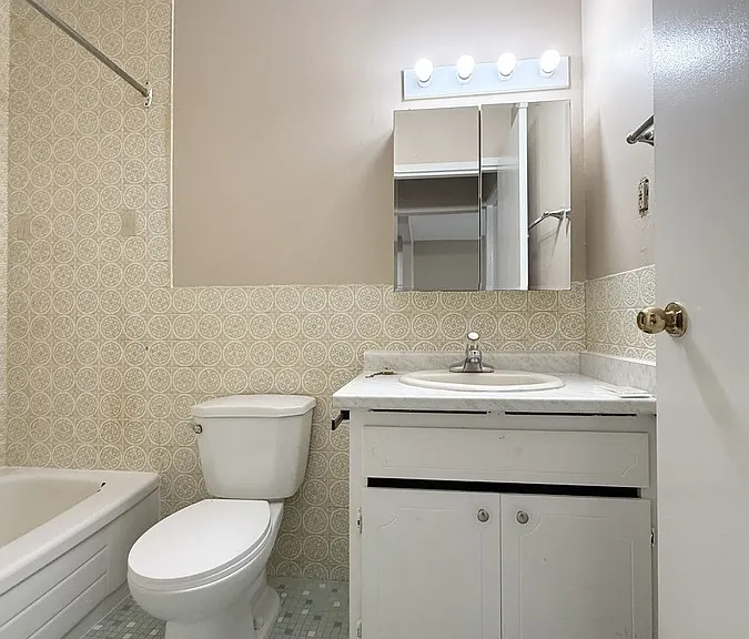 1191 Lillian Ave #404 — Photo 21