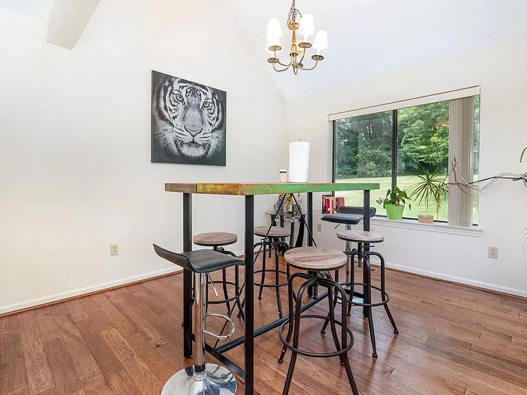 20 Reed Ct — Photo 6