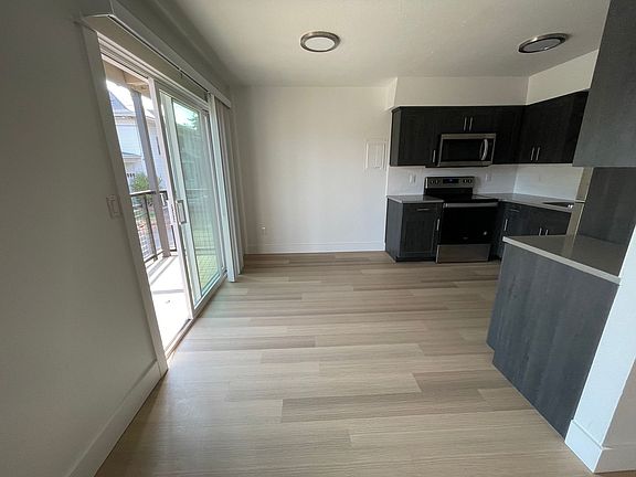 5th image of 900 Court St #208