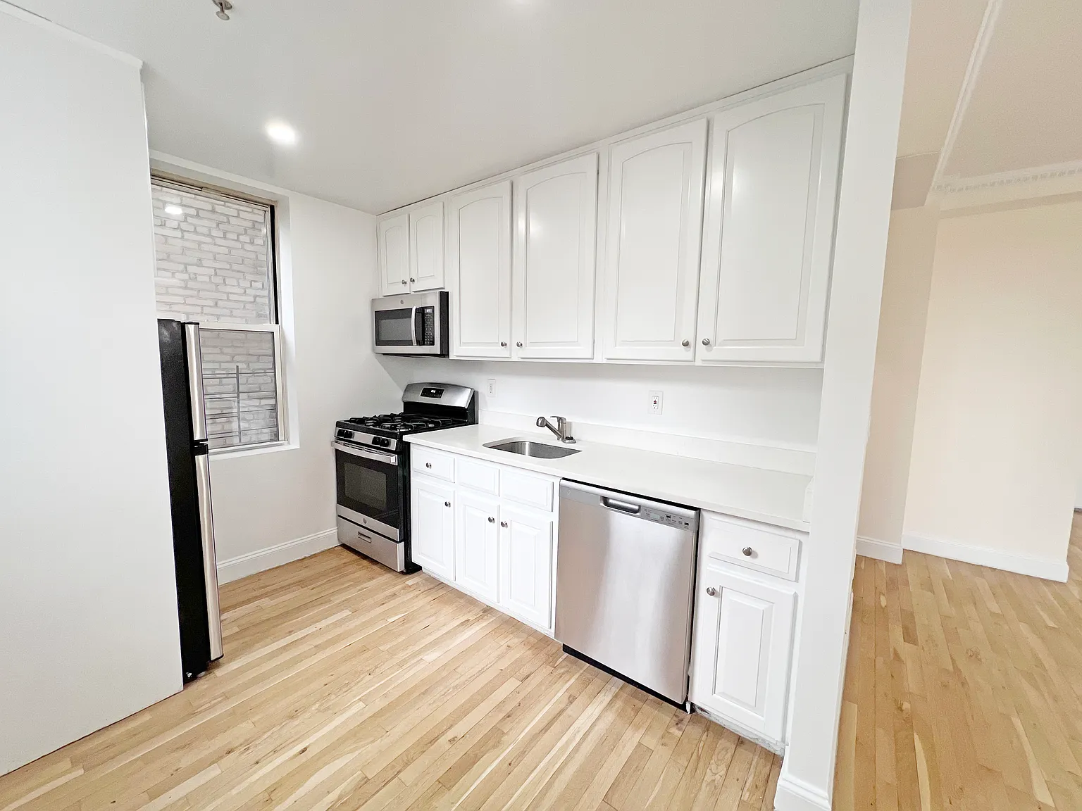 55 Sip Ave — Photo 2