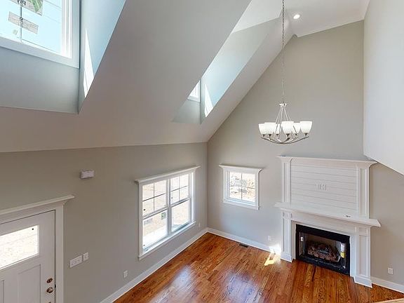 4th image of 2718 22nd St