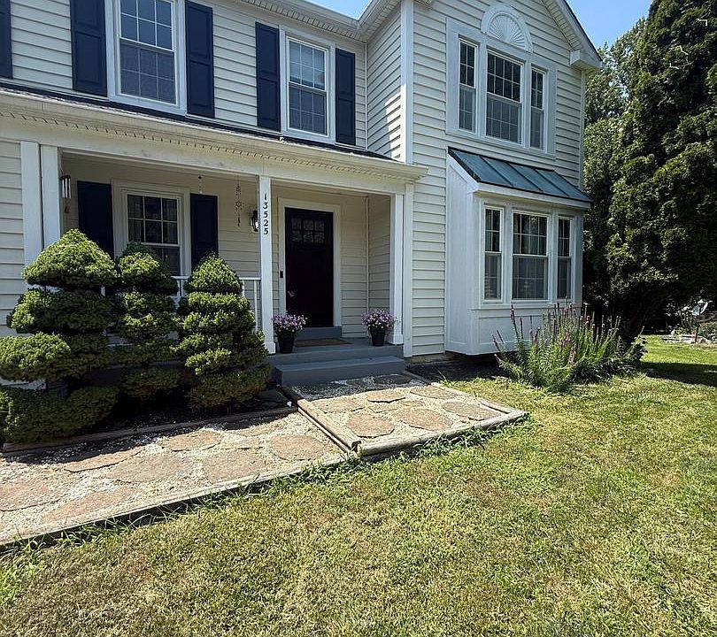 1st image of 13525 Winding Trail Ct