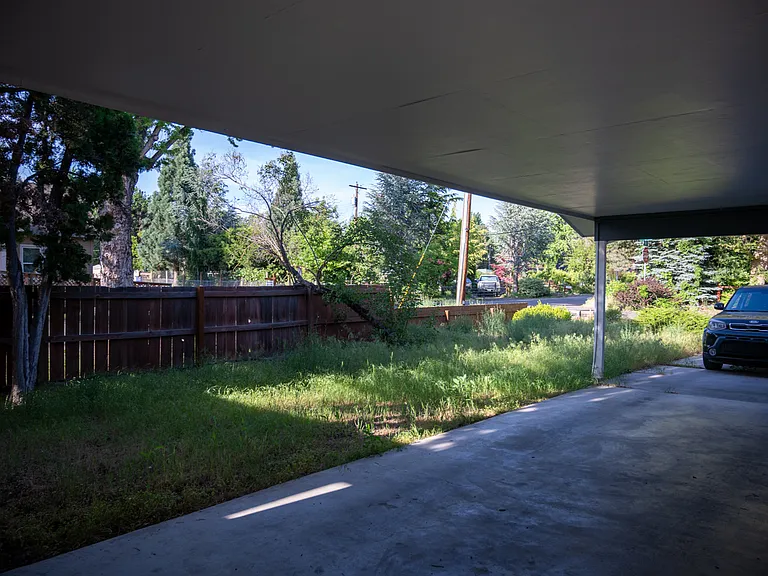 4393 W Plum St — Photo 16