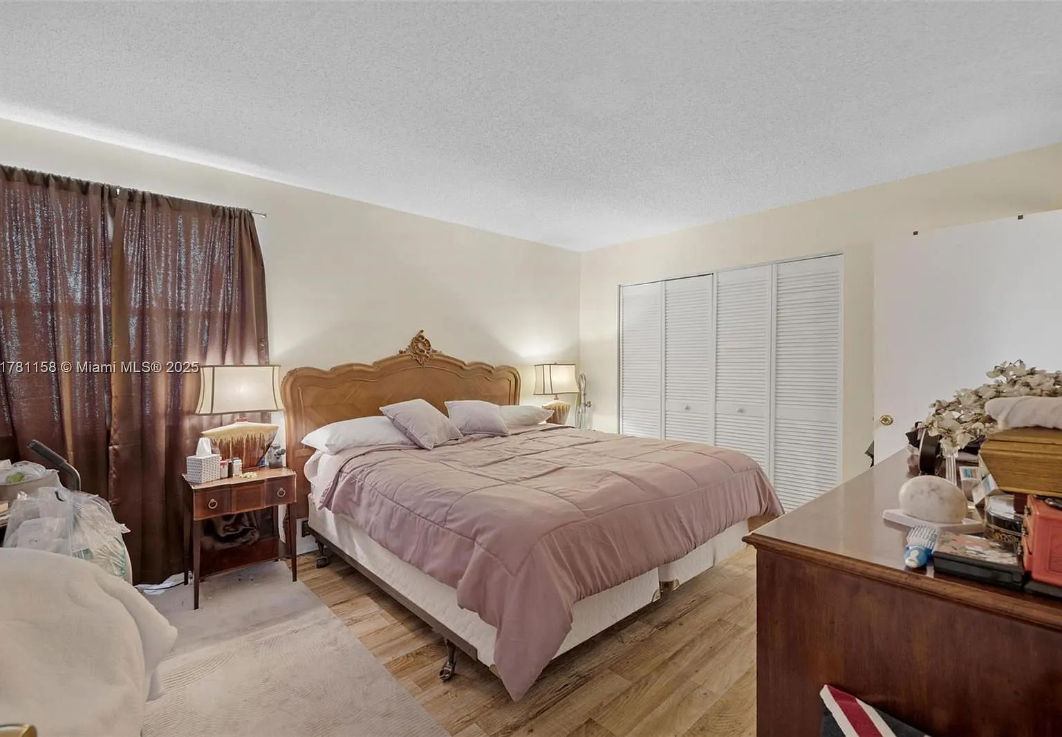 2 bed, 2.0 bath, 970 sqft, $2,100 — Photo 4