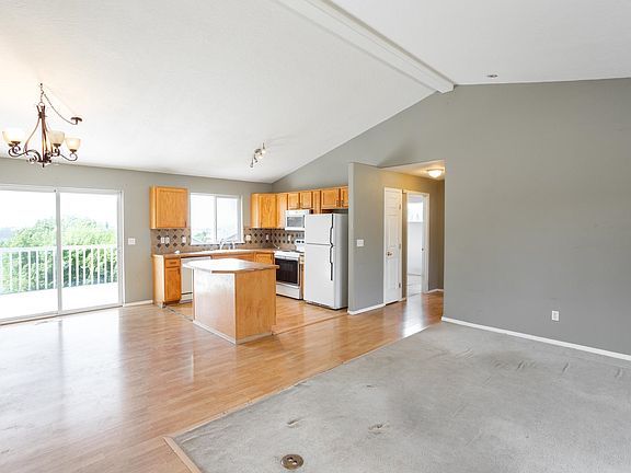 3rd image of 8418 E Bull Pine Ln