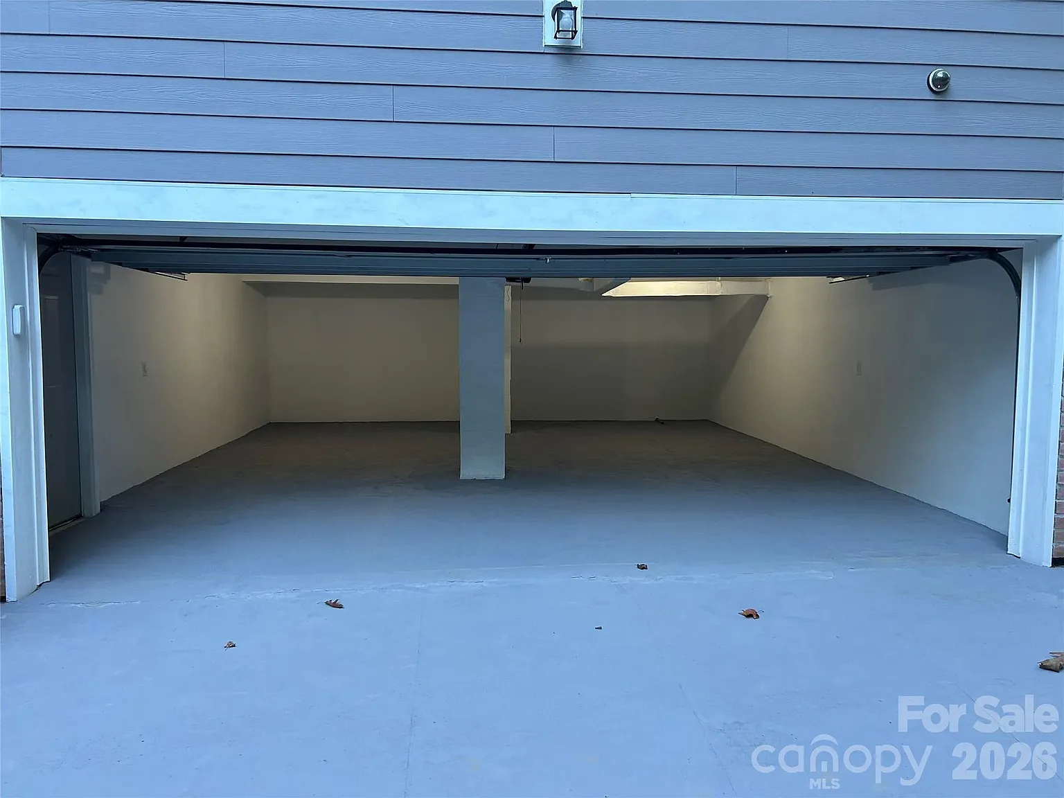 4 bed, 3012 sqft, $2,800 — Photo 4