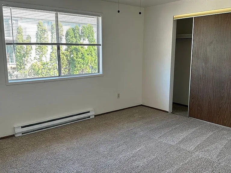 Chandele Apartments — Photo 10