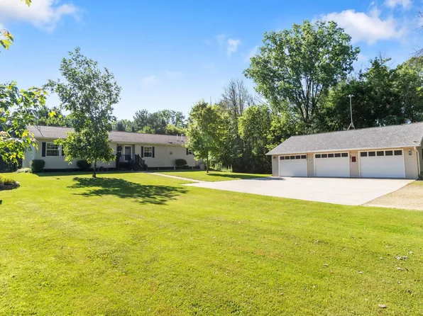 N6668 Us Highway 45, New London, WI 54961