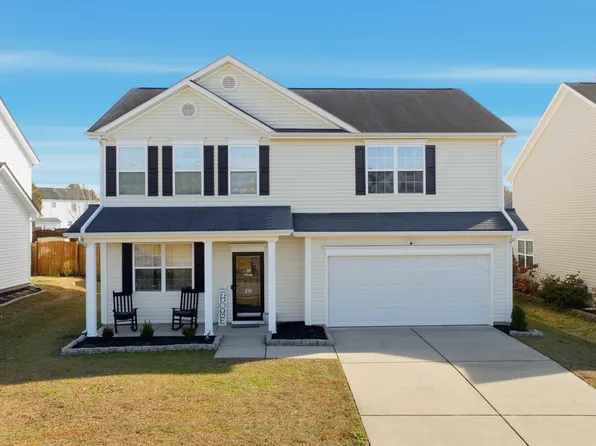 215 Black Pine Ct, Lexington, SC 29073