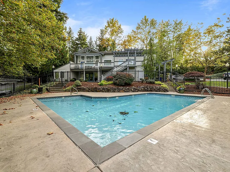 Sammamish View — Photo 2