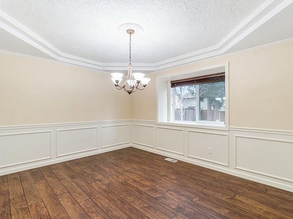 5th image of 3510 Gray Ct NE