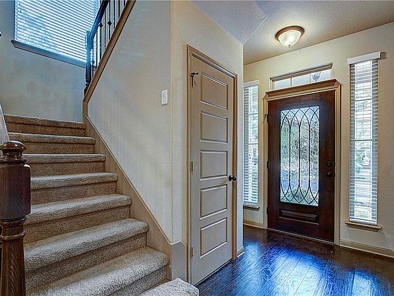 4th image of 10905 Beaman Ct
