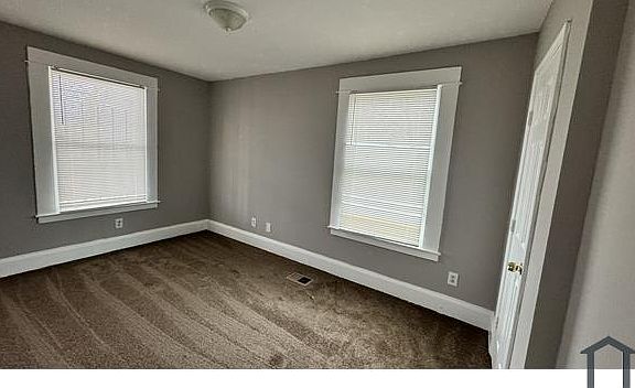 5th image of 275 Griffin St NW
