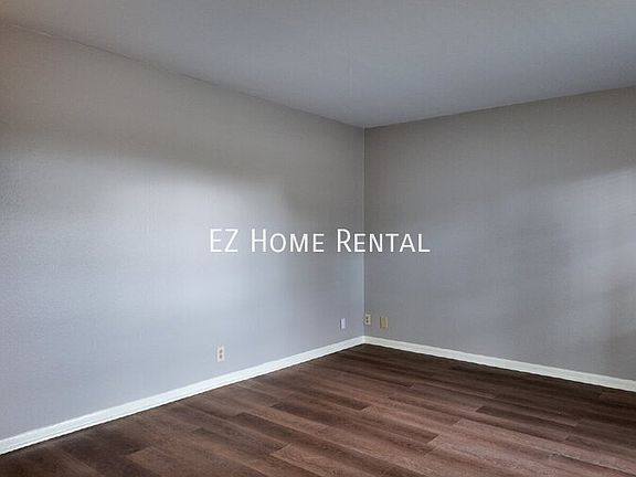 4th image of 2102 5th Ave N #10