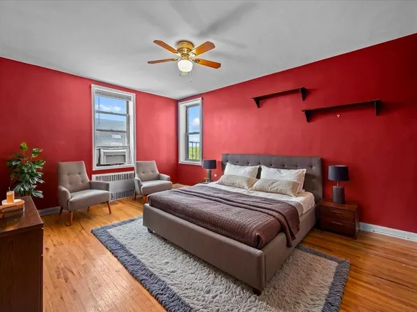 221 Mcdonald Avenue 6R image 3 of 10