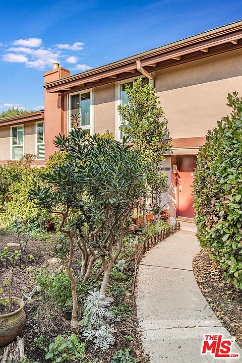 1st image of 6331 Green Valley Cir