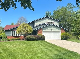 4781 N Hillary Oval, Richmond Heights, OH 44143