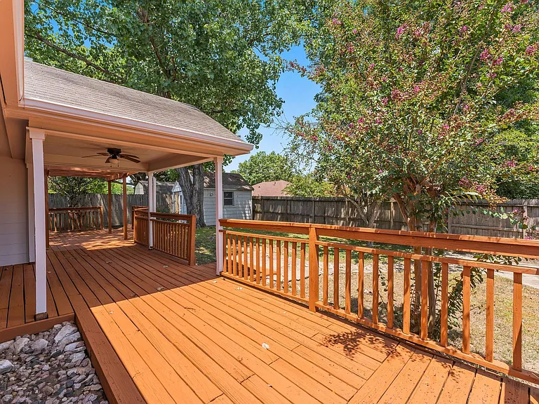 351 Fantasy Ln — Photo 29