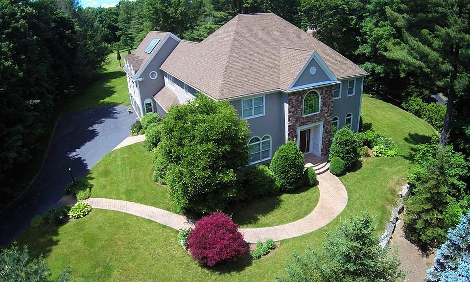 1st image of 281 Fox Hill St
