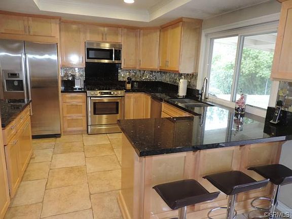 5th image of 15325 Ilex Dr