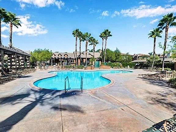 Community pool