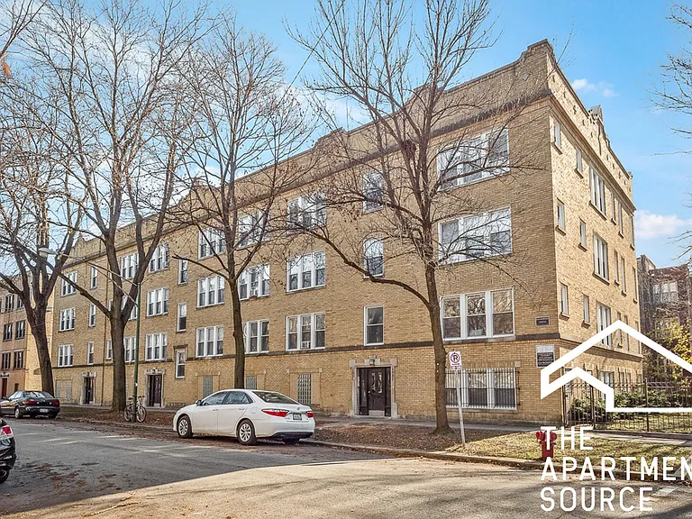 1931 W Winona St #GDN — Photo 8