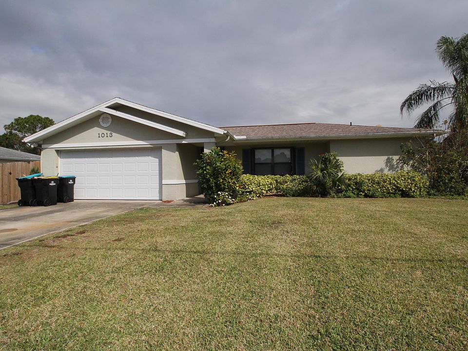 1st image of 1013 Walden Blvd SE