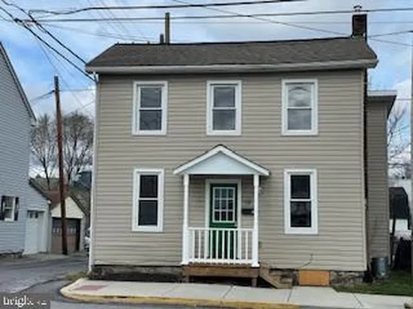 12 W 15th St, Tyrone, PA 16686