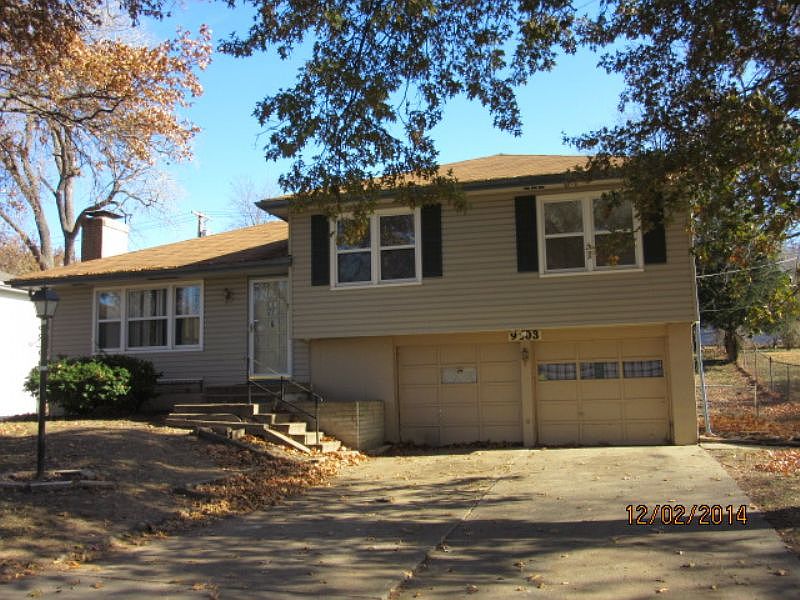 1st image of 9403 Palmer Ave