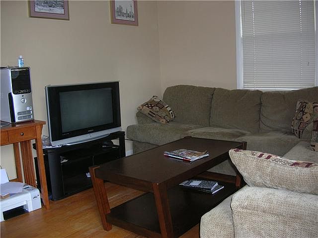 2nd image of 137 Kenner Ave #A