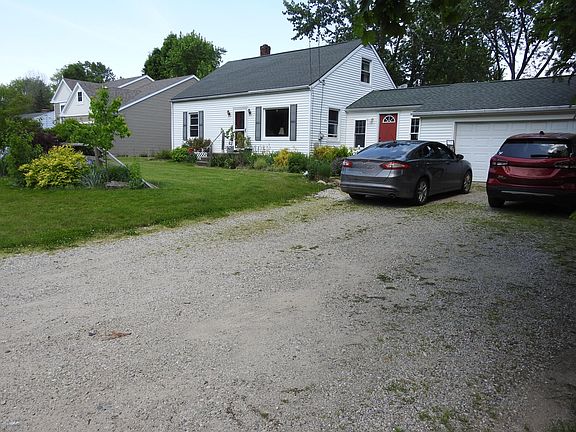 2nd image of 3326 Stolk Dr