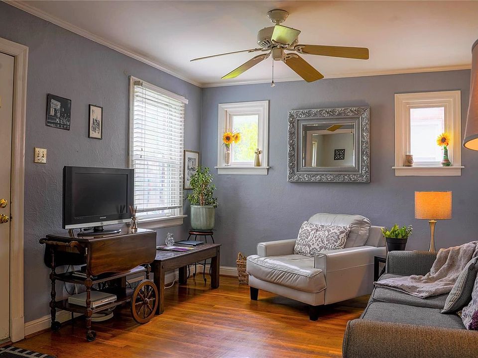 1st image of 8704 Charlton Ln