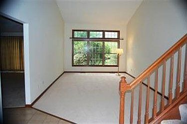5th image of 401 Bounty Way