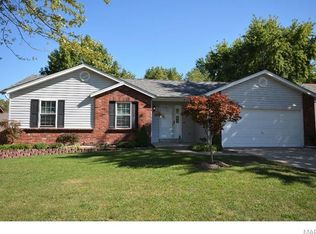 6427 Star Buck Dr, O'Fallon, MO 63368