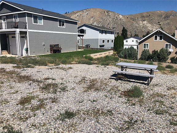 5th image of 245 E Marine View Dr