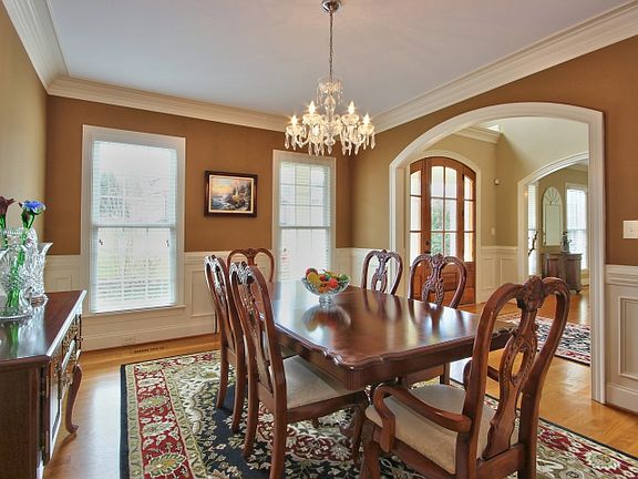 Elegant Dining Room