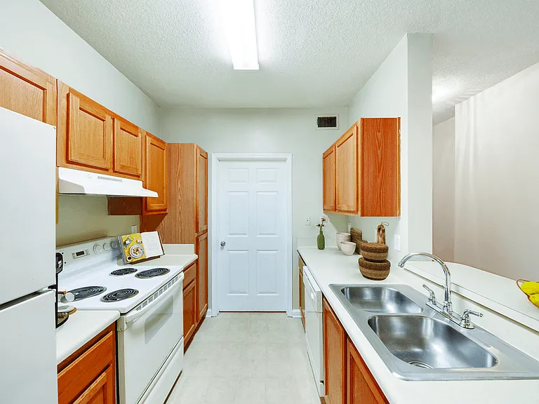 Cobblestone Landing Apartments — Photo 15