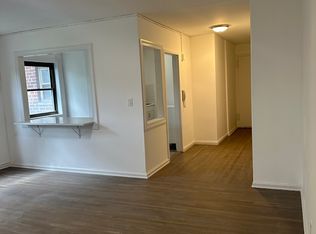 421 Fairview Ave, Fort Lee, NJ 07024