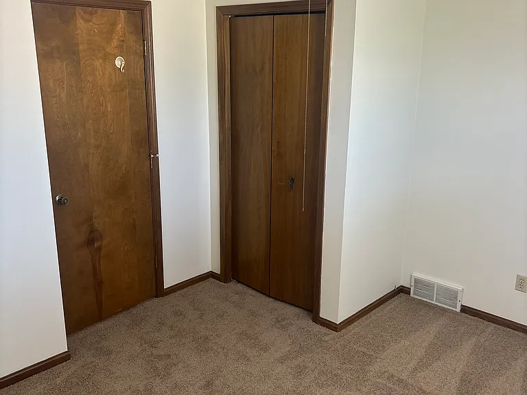 1227 Suffield Cir NW — Photo 15