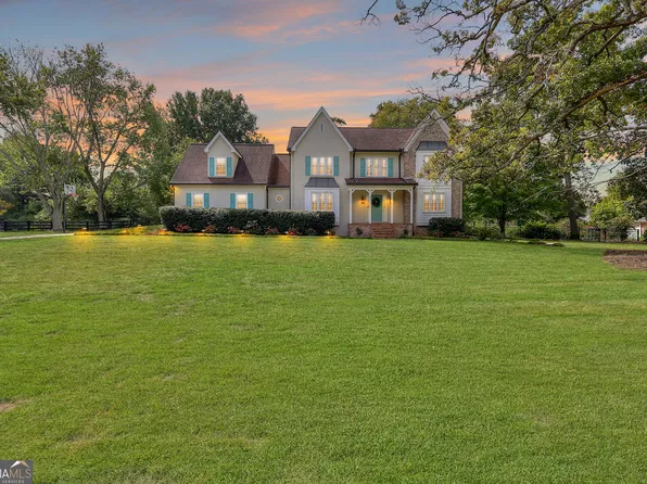 1321 Lakeshore Dr, Snellville, GA 30078