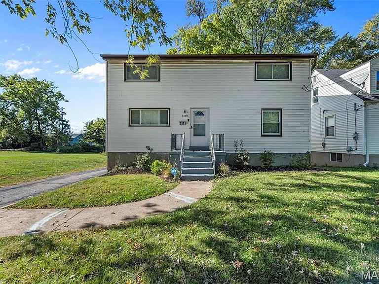3319 Eminence Blvd — Photo 1